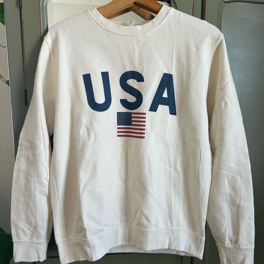 USA crewneck sweatshirt